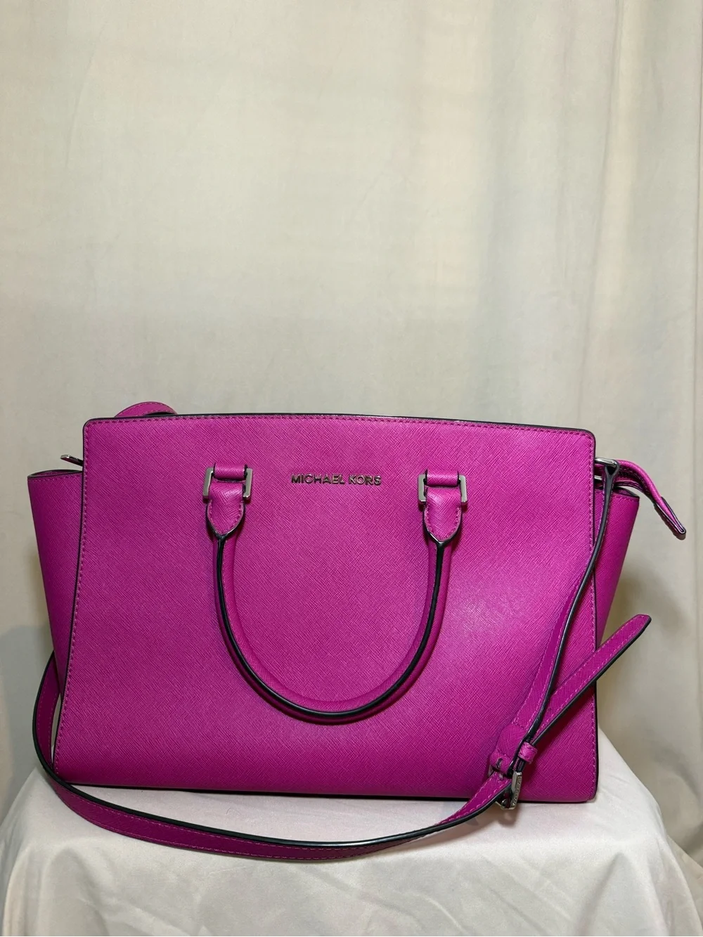 Michael Kors Saffiano Leather Tote - Hot Pink